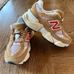 New Balance Kids' 9060 Sneakers NWOT 9.5 C